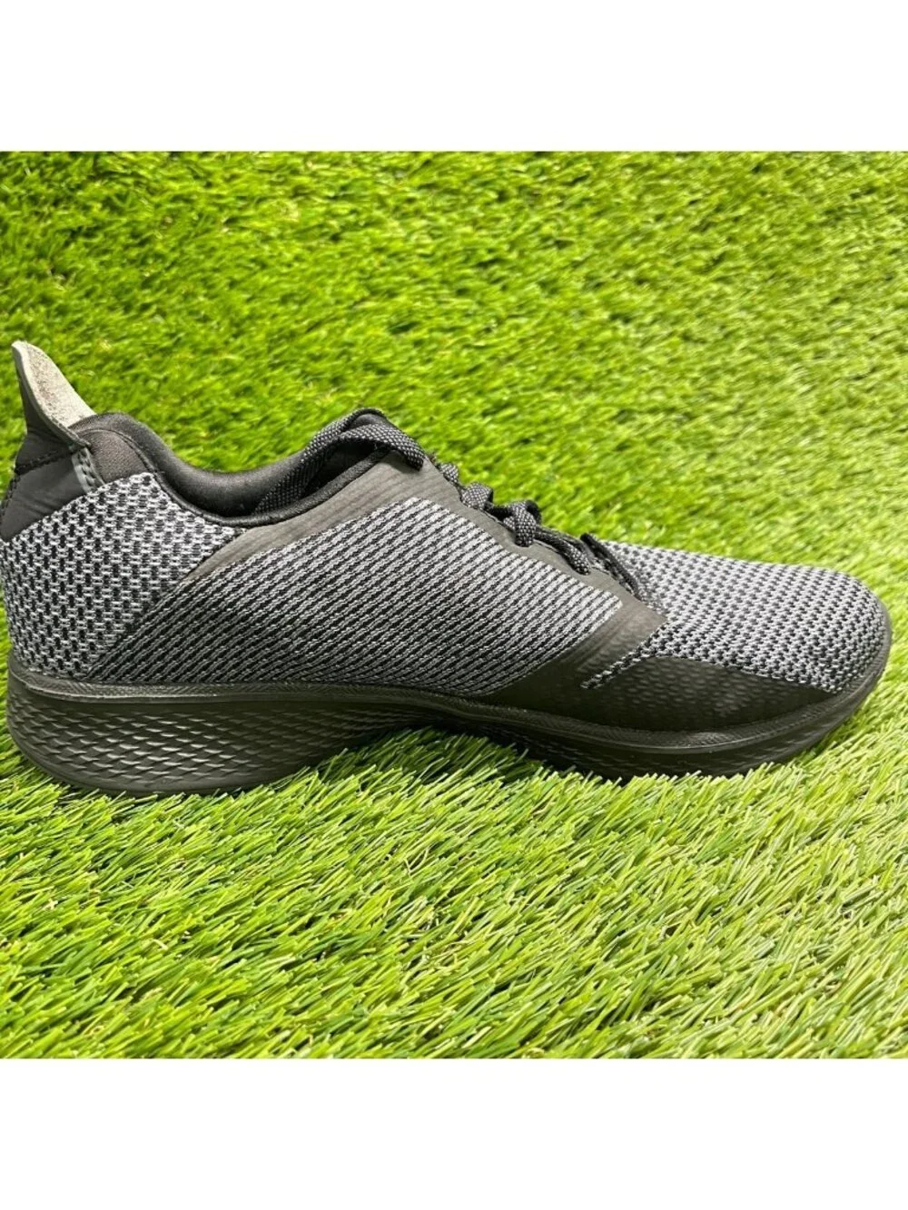 Skechers Go Walk 4 Womens Size 8.5 Black Gray Athletic Running Shoes Sneakers